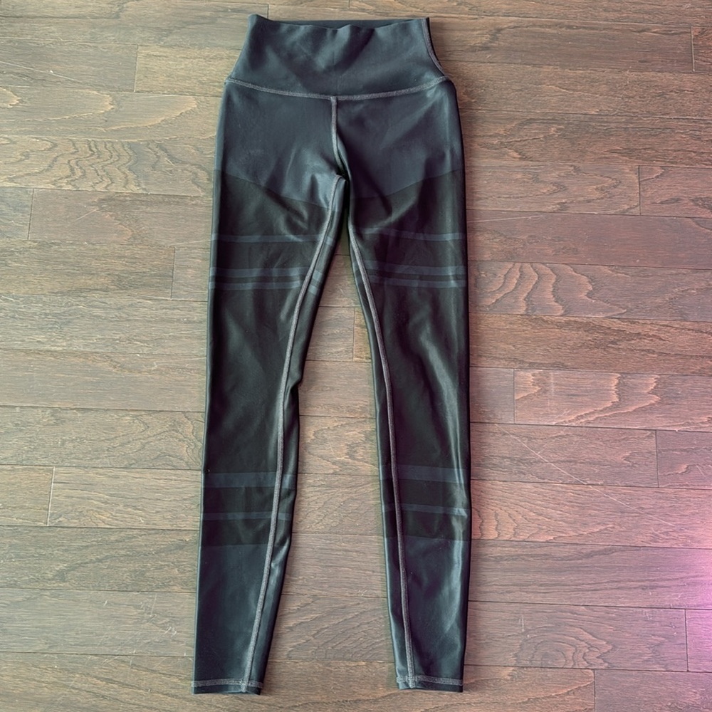 ALO leggings